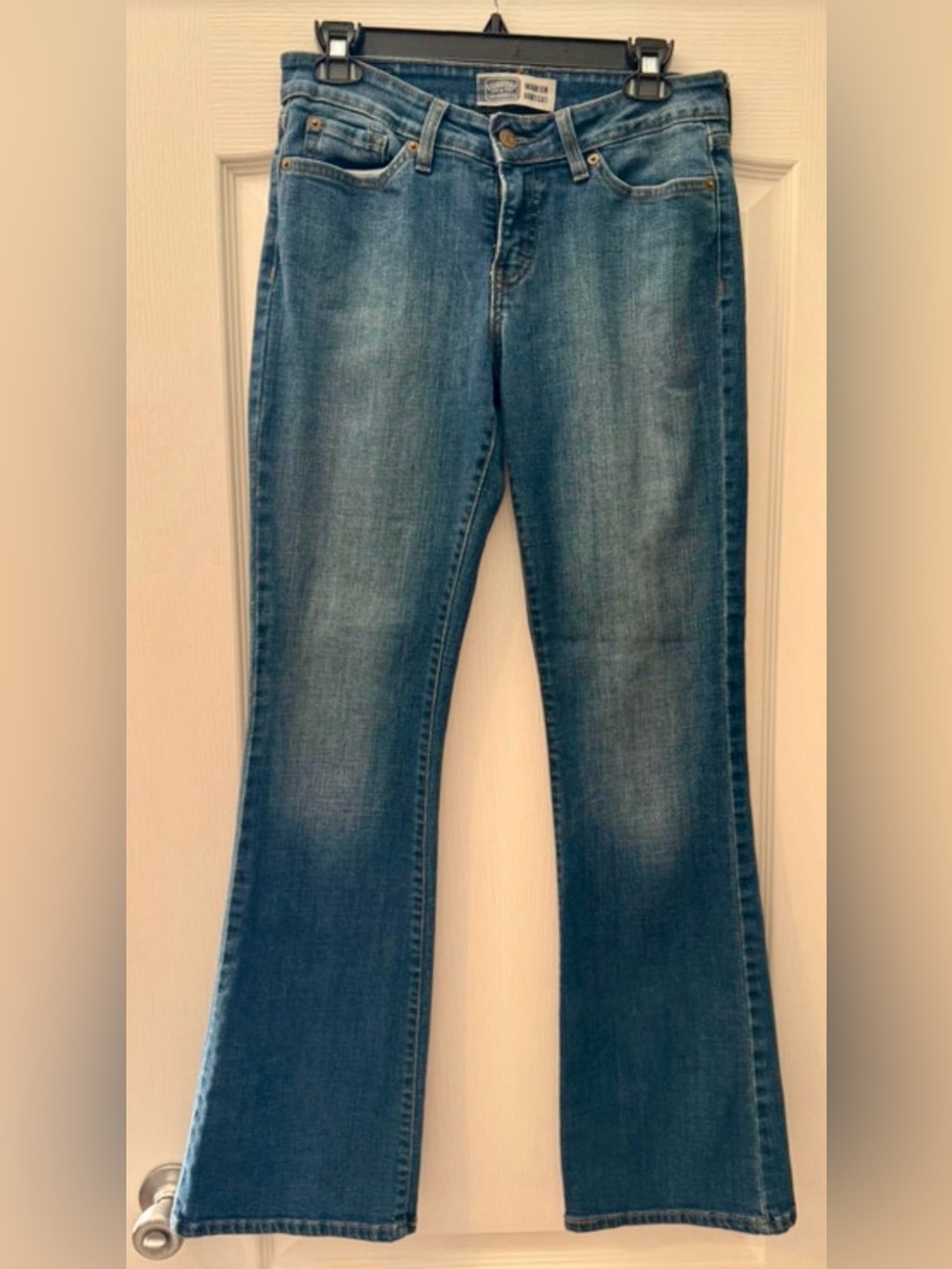 Signature by Levi Strauss Women's Medium Blue Flare Jeans